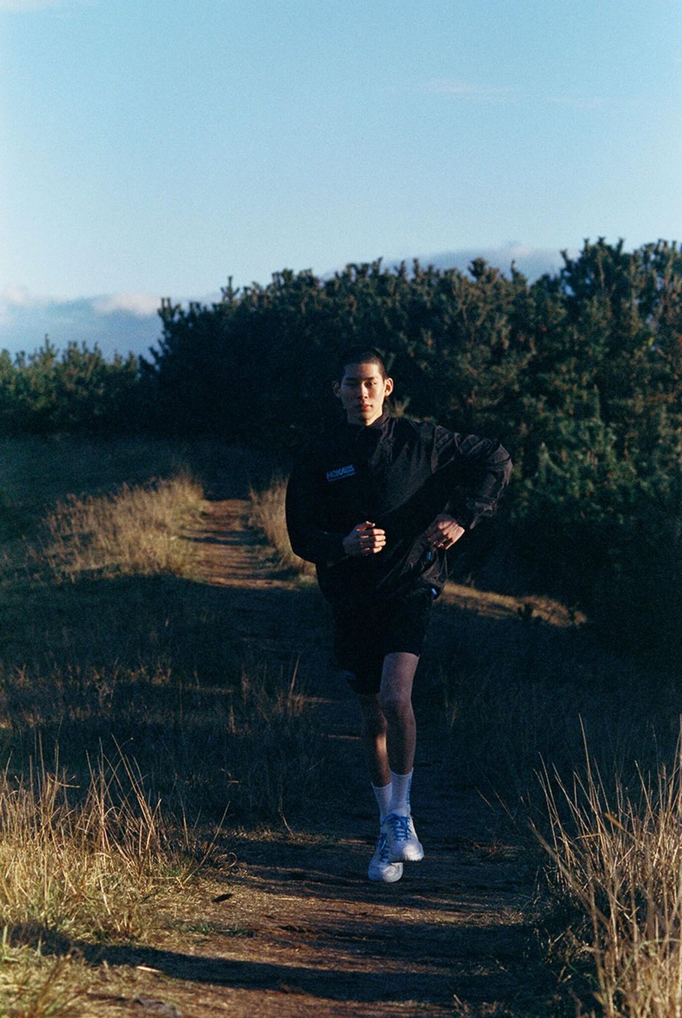 thisisneverthat-hoka-one-one-speedgoat-4-release-date-price-01-1372x2048