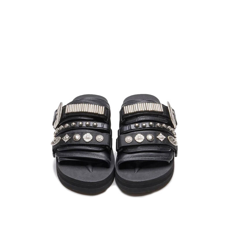 Rockstud Calfskin Flat Flip-flop Sandal for Woman in Black | Valentino US