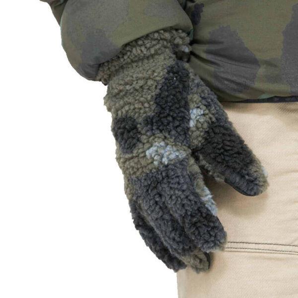 GRAMICCI x AND WANDER JQ Tape Fleece Gloves - Camo