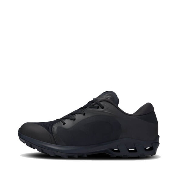 ON x PAF Cloudventure Peak - All Black