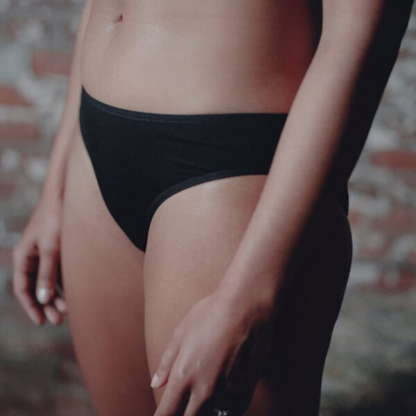 BASERANGE_BELLPANTS_BLACK4