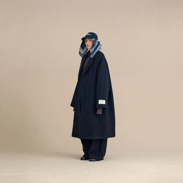 FARAH®︎ JAPAN Long Chester Coat - Black