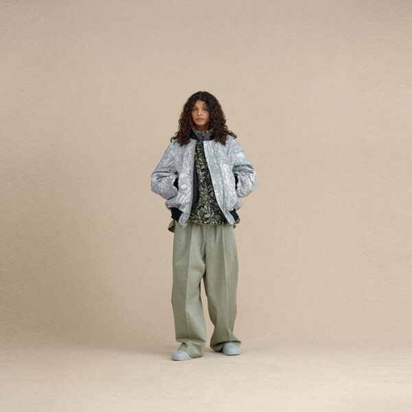 FARAH JAPAN Out Tuck Wide Tapered Pants - Sage