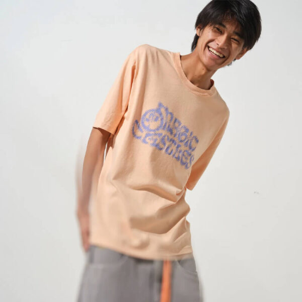 MAGIC CASTLES Trip Tee - Peach