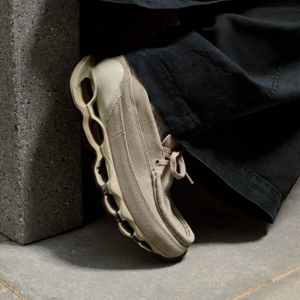 MIZUNO Wave Prophecy Moc - Taupe