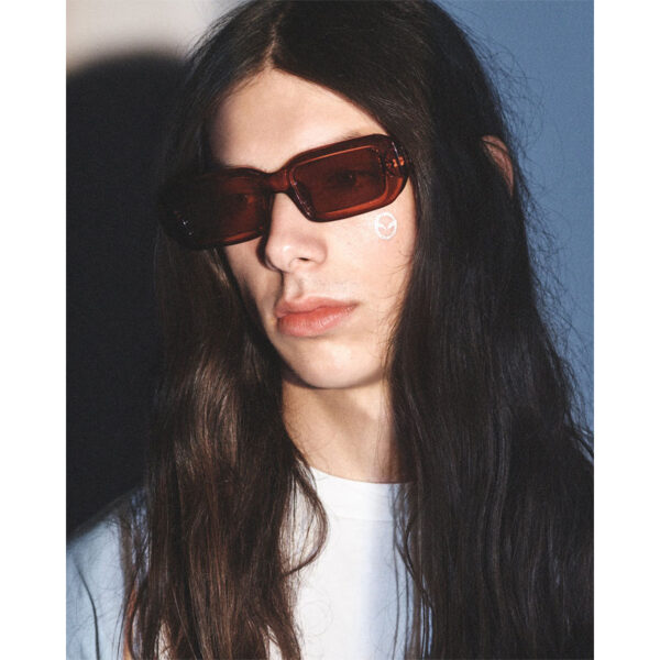 NO PROBLEMO x LE SPECS Blackpool Sunglasses - Cocoa