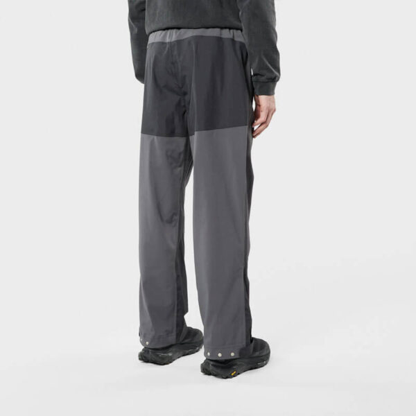 66º NORTH Dyngja Shell Pants