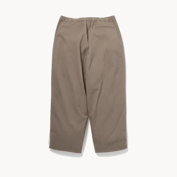 DAIWA PIER39 Tech Easy Trousers Herringbone – Sage Gray