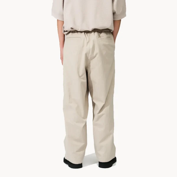 DAIWA PIER39 Tech Easy Trousers Herringbone – Sage Gray