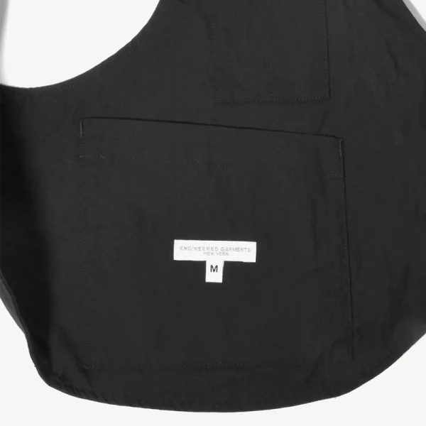 ENGINEERED GARMENTSShoulder Vest – Black Lt. Weight Poplin