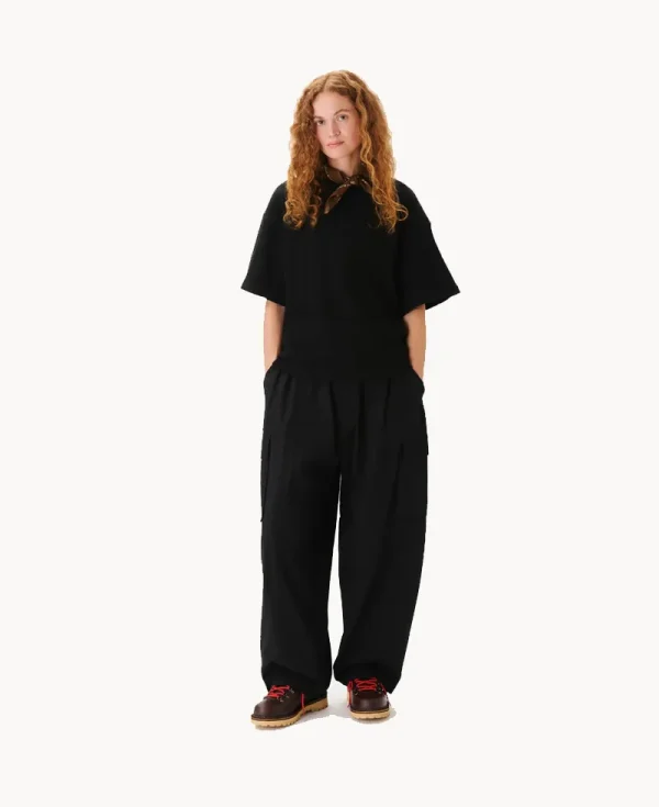 ESTUDIO NIKSEN Paneleld Cargo Pants – Black