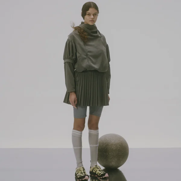 F Ce Arc Pleat Skirt – Gray