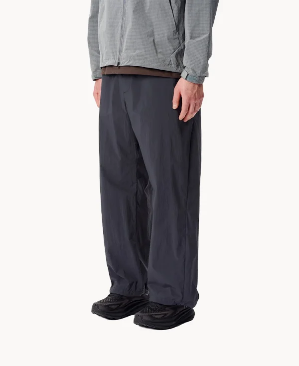 GOLDWIN Advanced Light Wide Easy Pants Sand Land