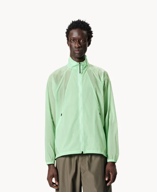 GOLDWIN Sheer Nylon Wind Jacket Arid Beige