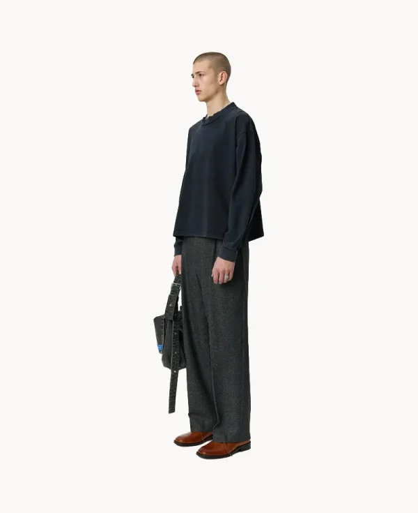 Browsing LS Tee – Vintage Black