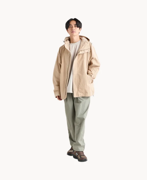 NANGA Dry Cotton Field Short Parka – Beige