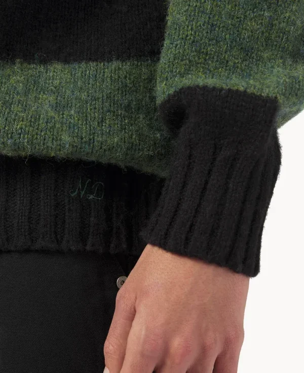 NICHOLAS DALEY Striped Jumper – Black Green Shetland 4 Ply