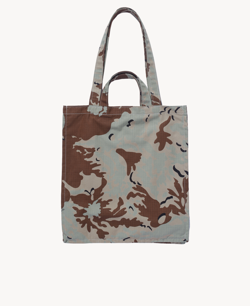 NOMARHYTHM TEXTILE x Speakeasy Camo Flower 2-Handle Tote Bag Beige NOMARHYTHM TEXTILE x Speakeasy Camo Flower 2-Handle Tote Bag Beige