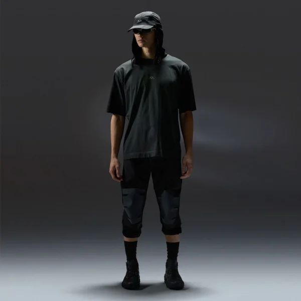 OAKLEY Latitude Veil 3/4 Shorts - Pitch Black