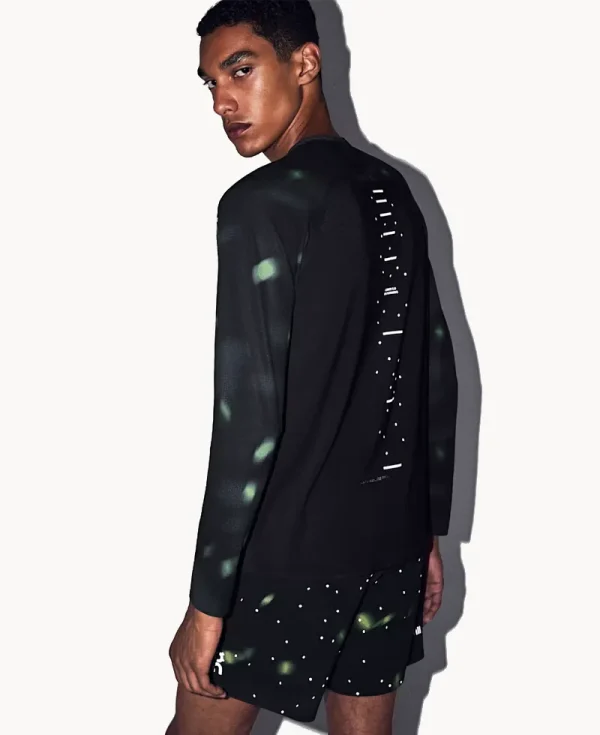 ON RUNNING Performance Long-T Lumos 3 – Black