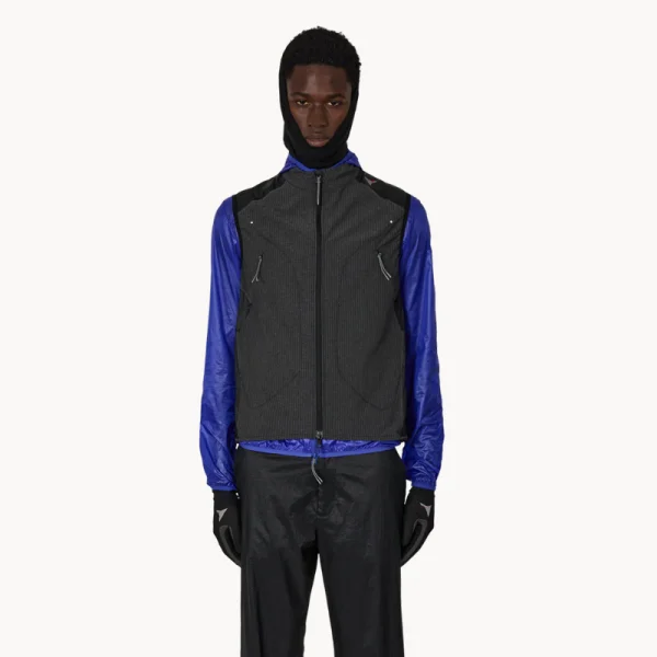 ROA Numb Pinstriped Commuting Vest – Black