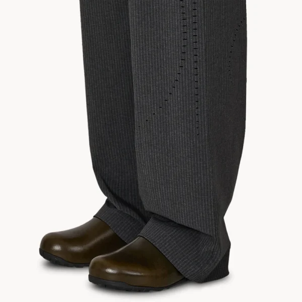 ROA Numb Pinstriped Packable Pant – Black