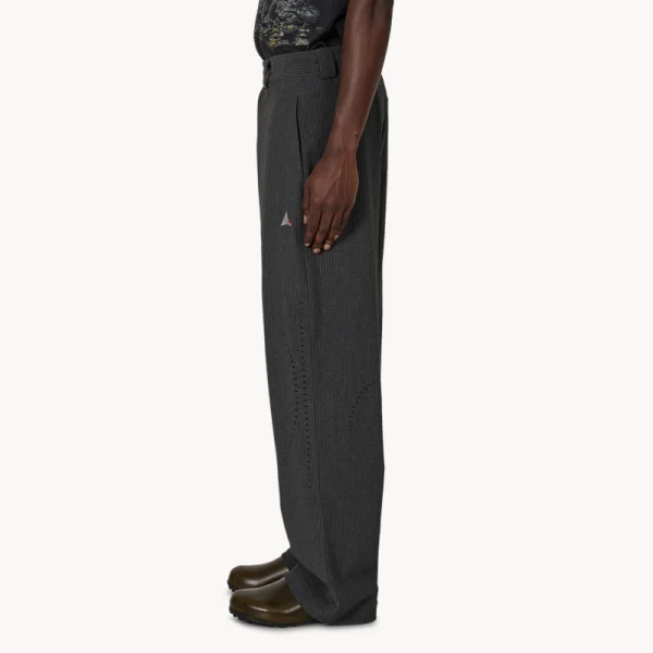 ROA Numb Pinstriped Packable Pant – Black