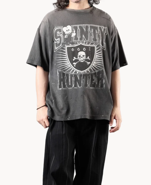 SAINT Mxxxxxx BOUNTY Saint Hunter Tee – Black