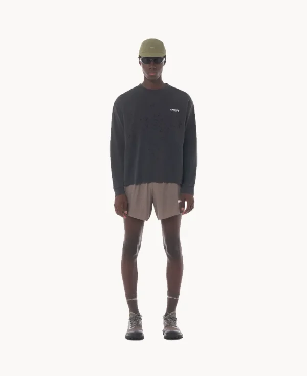 SATISFY MothTech™ Long Tee – Aged Black SAB