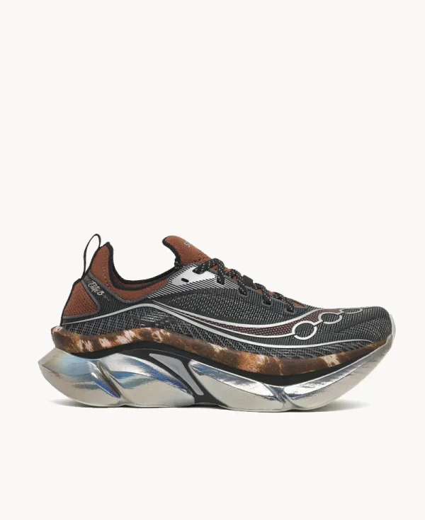 SAUCONY Endorphine Elite 3 Black Chrome