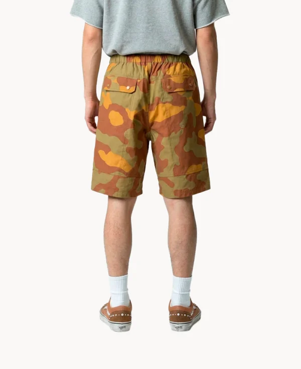 SOUTH2 WEST8 Belted Harbor Camo Short – Olive