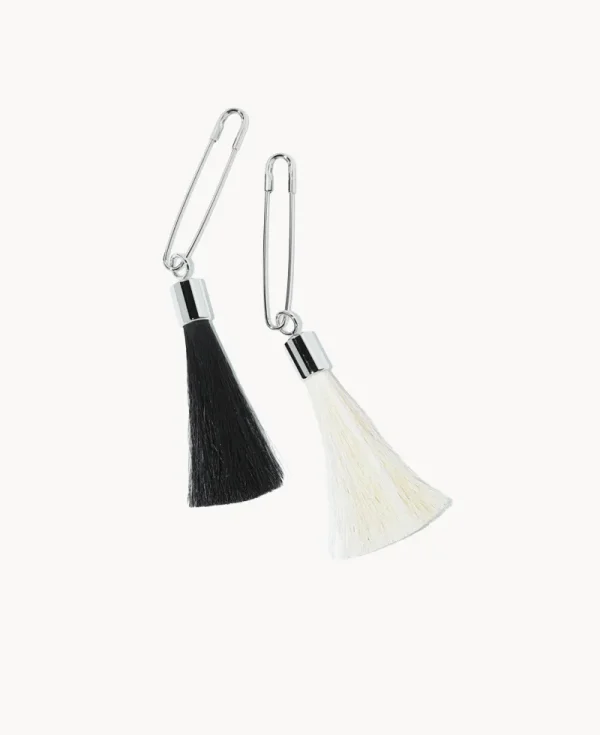 TOGA Horsehair Charm – Black