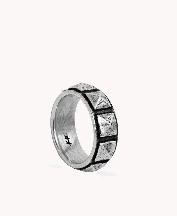 TWO JEYS Studded Ring Silver