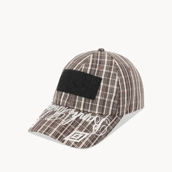 UMBRO Check Hazard Cap – Beige Dark Brown