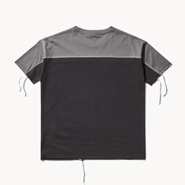 UMBRO Players Tee – Washed Black Smock Grey